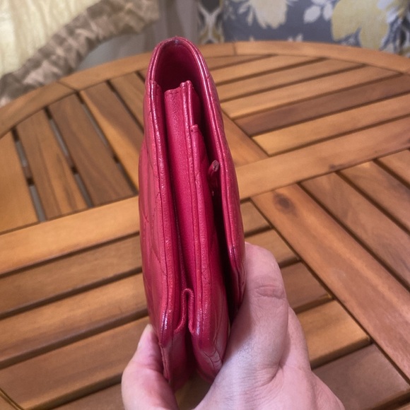 CHANEL WOC Wallet on chain lambskin crossbody - Picture 6 of 15